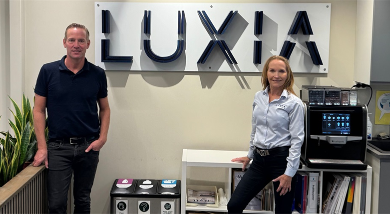 luxia11