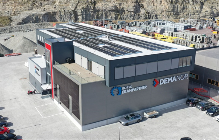 demanor1